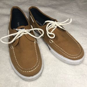 Nautica Mock toe lace up